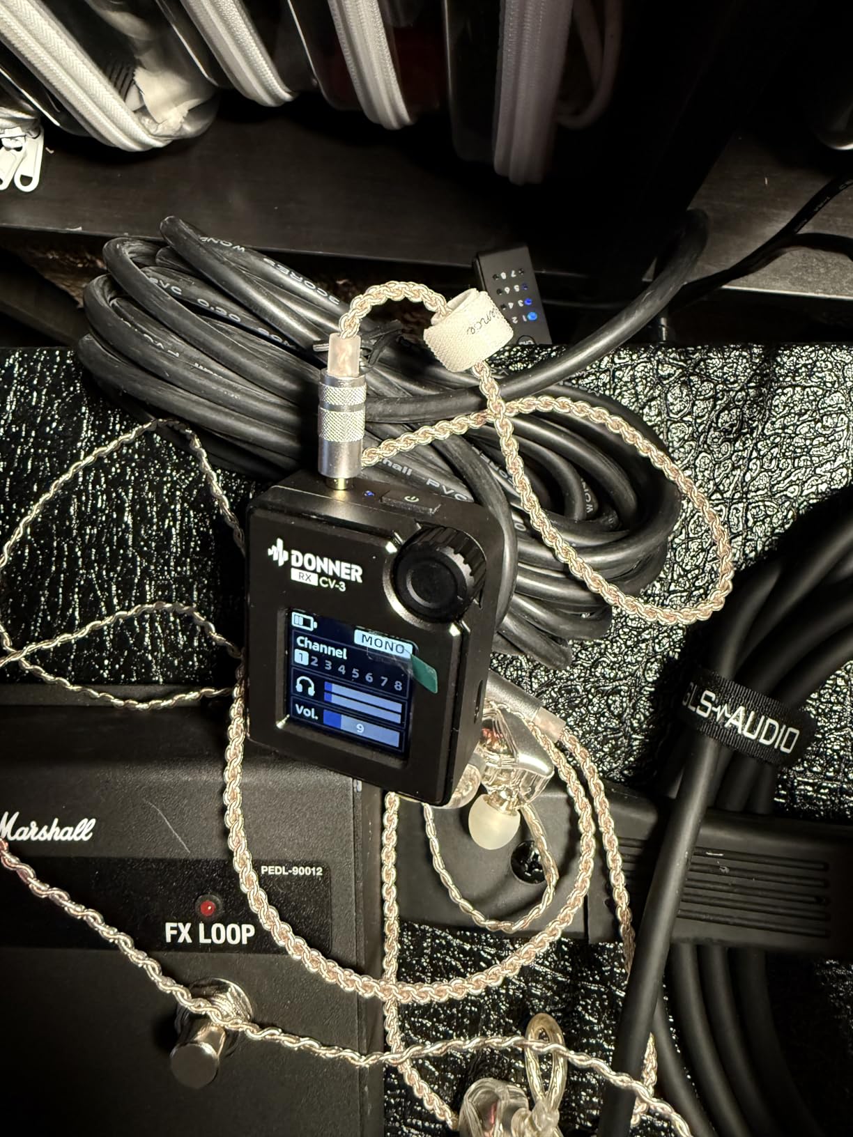 Donner Wireless in Ear Monitor System, Stereo IEM System with Transmitter, Beltpack Color Screen Receiver, 2.4G IEM Wireless for Band Rehearsal, Live Performance, Studio, CV-3 customer photo 2