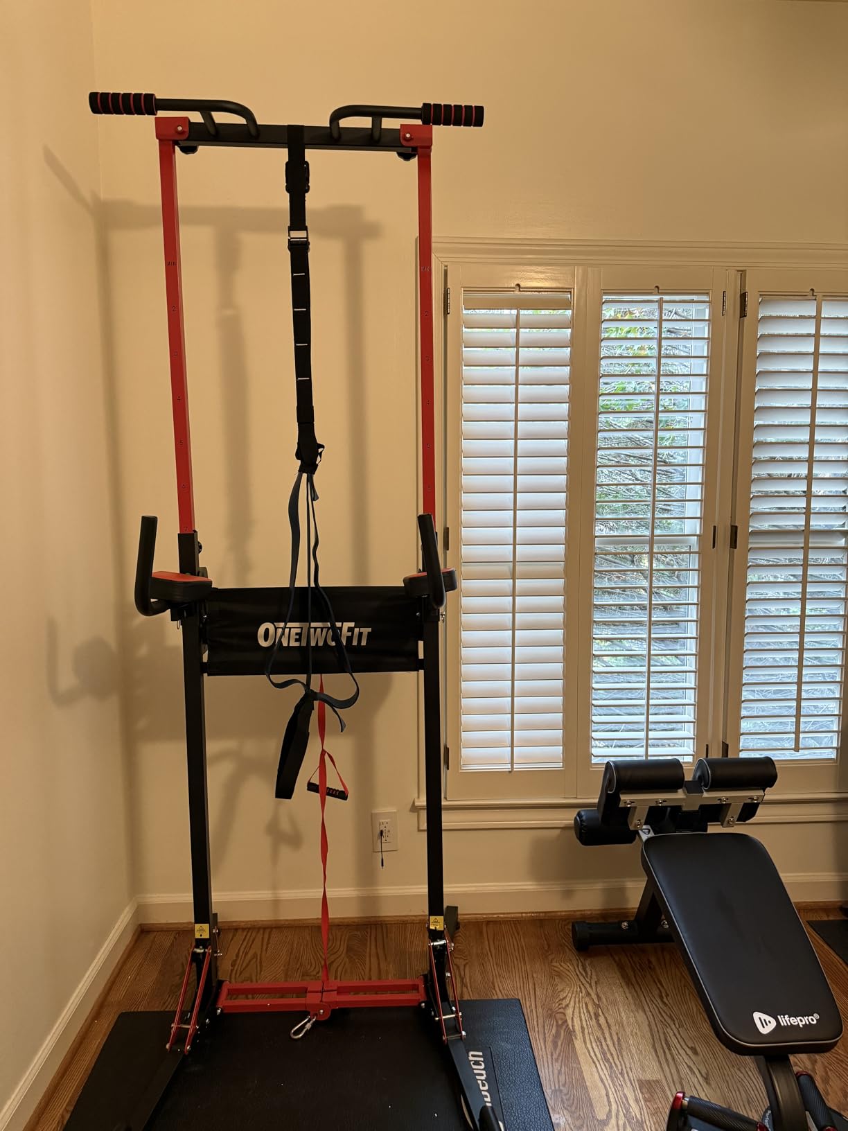 ONETWOFIT Foldable Power Tower Pull Up Bar Station, Multi-Function Adjustable Height Pull Up Dip Station for Gym Workout, Strength Training Fitness Equipment, Pull Up Stand Pro 400LBS/Pro Max 600LBS customer photo 2