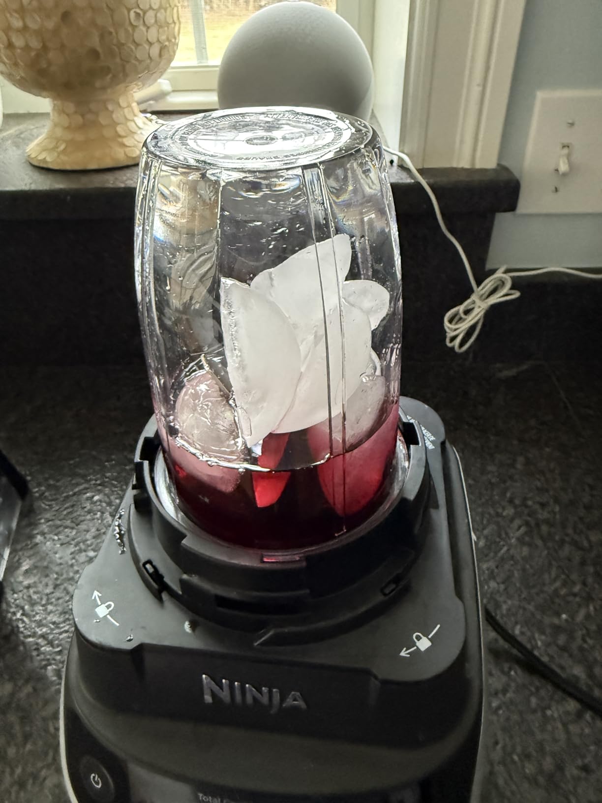 Ninja UltraCrush Professional Kitchen System | 1500W, 72oz Full-Size Blender, 8-Cup Food Processor & 18 oz To-Go Cup | Total Crushing Technology, Smoothies, Ice Crush, Chopping & More | Silver | BP401 customer photo 2
