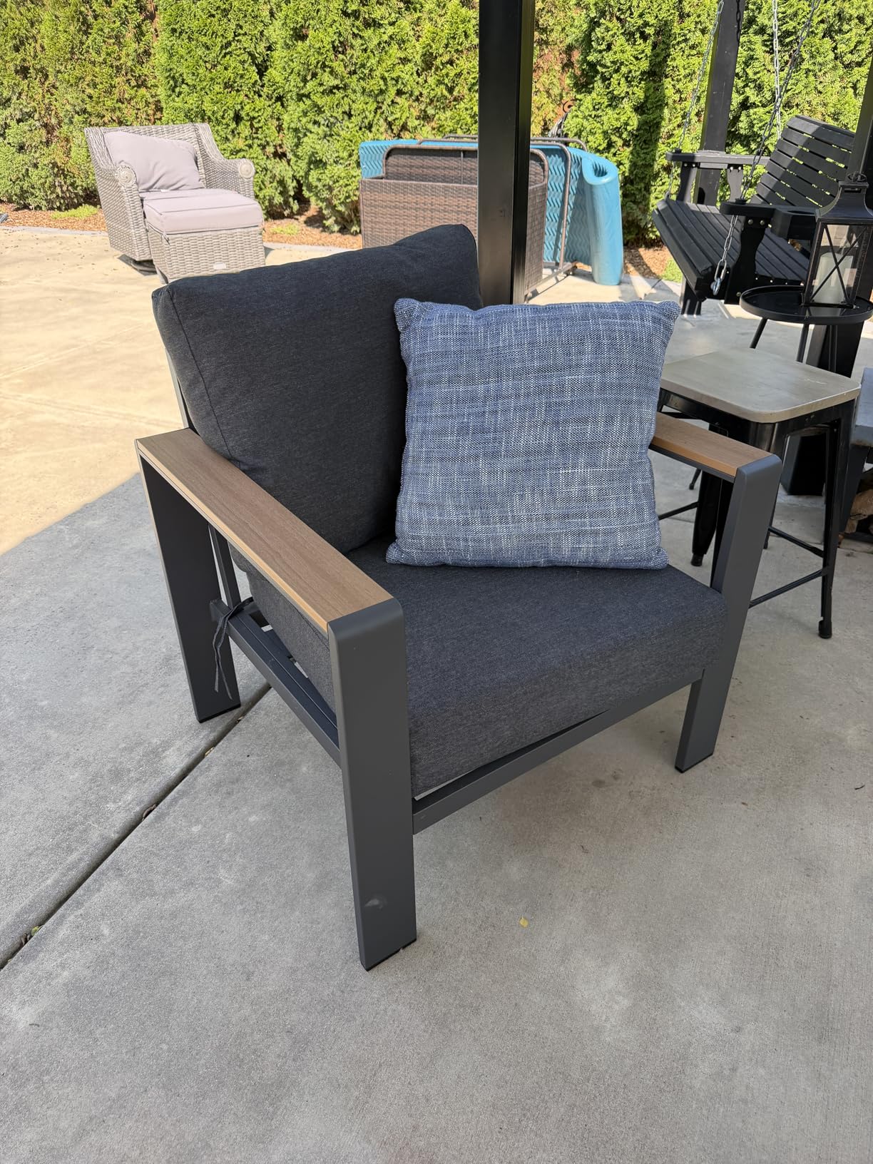 Aluminum Outdoor Patio Furniture Set with Coffee Table, 4 Piece Patio Conversation Sets with Washable Thick Cushions, Outdoor Sectional Furniture Set for Poolside, Balcony, Deck, Gray customer photo 1