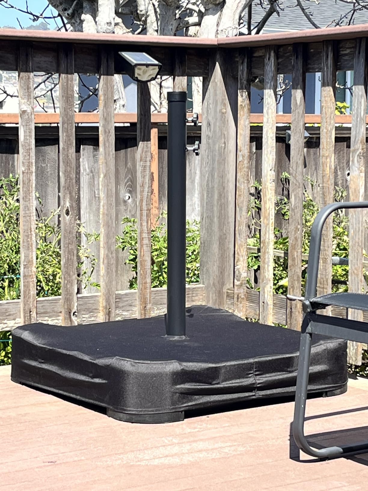 OLILAWN 10FT Cantilever Offset Patio Umbrella with Base Included, Outdoor Patio Umbrella, Fade-Resistant Yarn-Dyed Canopy with PU Coating, 360° Rotation & Infinite Tilt, Heavy Duty 8-Rib Steel Frame for Patio, Pool, Deck, Backyard, Beige customer photo 1