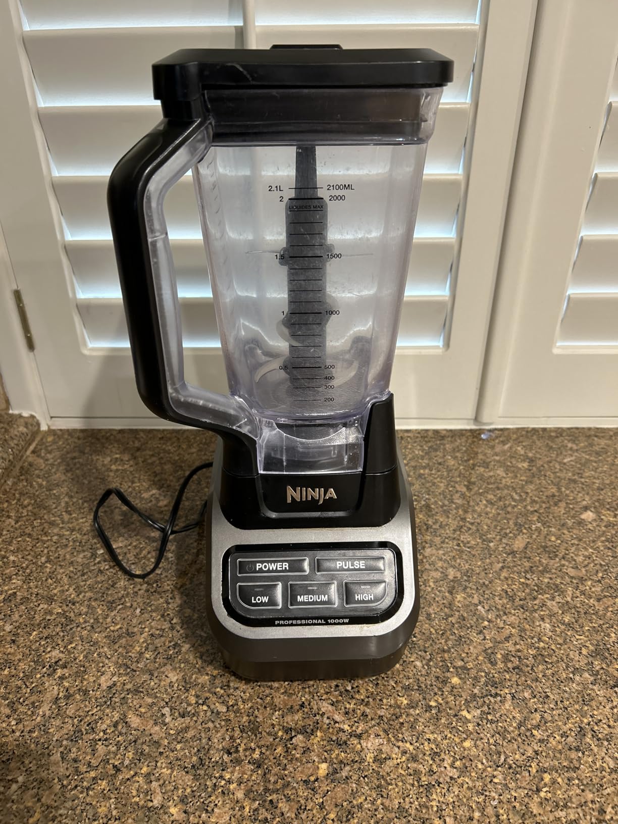 Ninja UltraCrush Professional Blender (BP201) | 1000W Power, XL 72-oz. Pitcher | Total Crushing Technology | 3 Manual Speeds | Black | 2026 Model customer photo 1