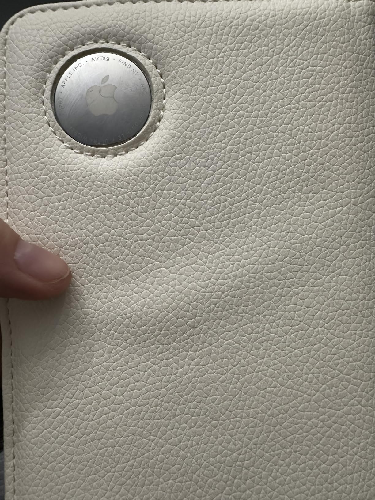 AirTag (2nd Generation): Tracker for Keychain, Wallet, and More; Locator with Sound; Simple One-Tap Setup with iPhone or iPad customer photo 1