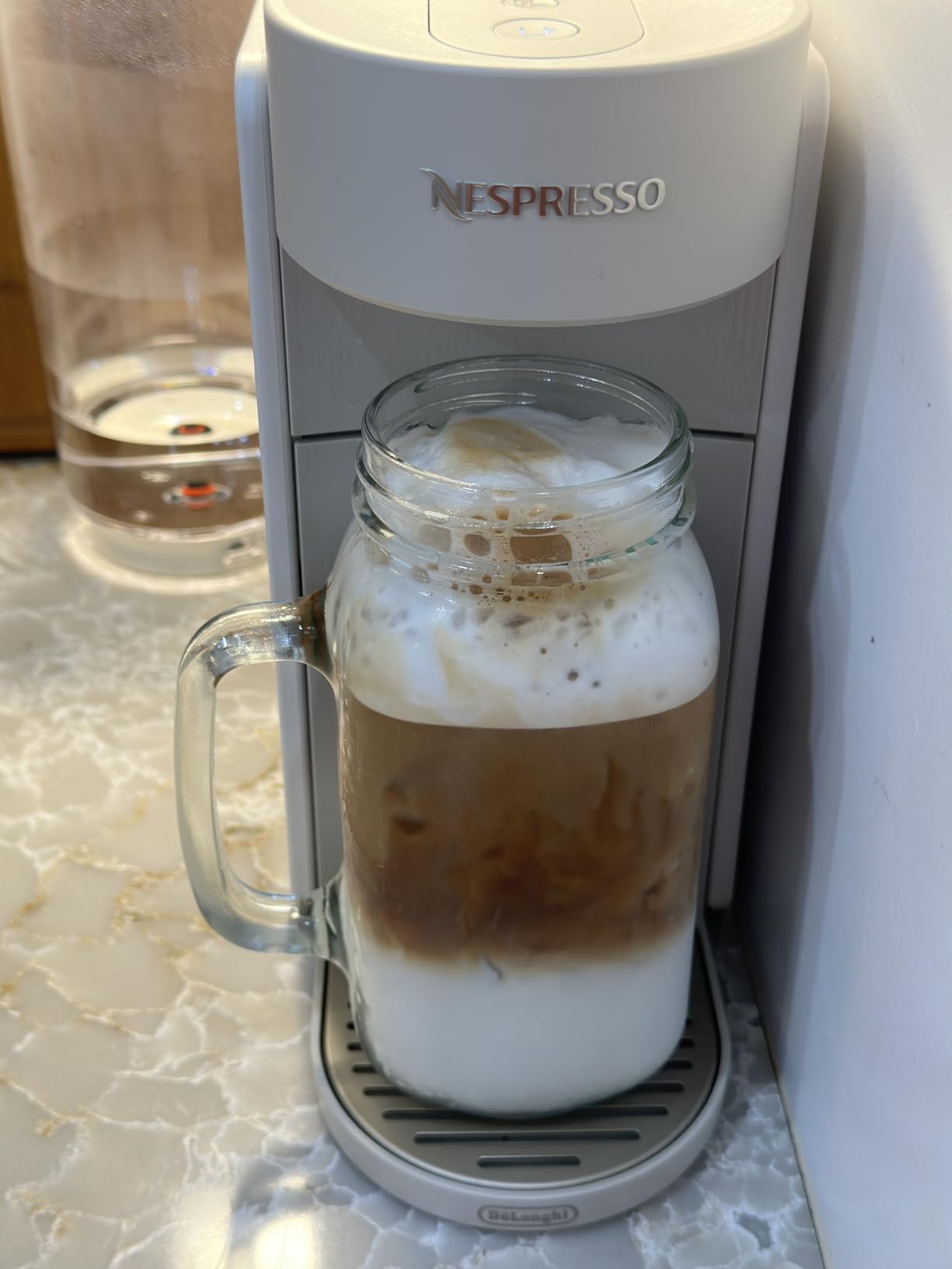 Vertuo Up Coffee and Espresso Maker by De'Longhi, White customer photo 2