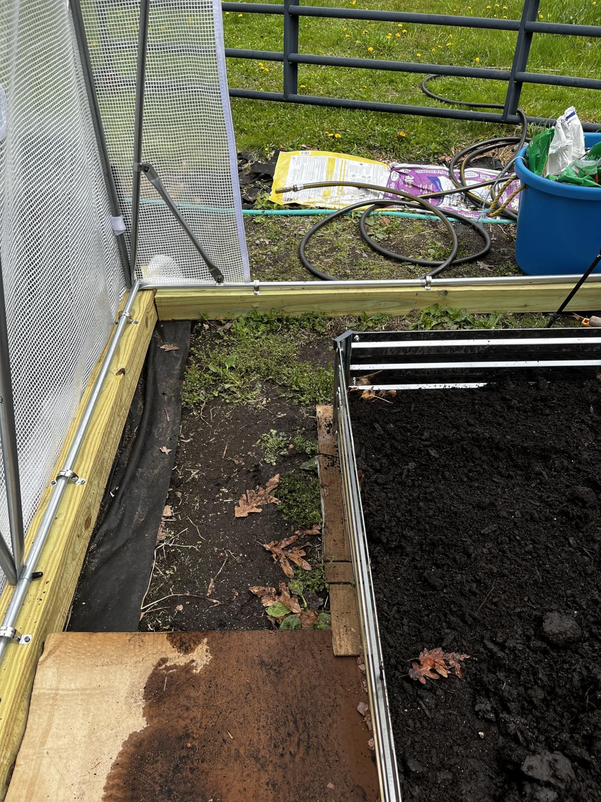KING BIRD Premium 15x7x7 FT Greenhouse for Outdoors, Large Walk-in Heavy Duty Galvanized Steel Frame, Mesh Door Screen Window Hoop Plant Winter Hot House Tunnel Plus Black Shade Net Side Mesh, White customer photo 1