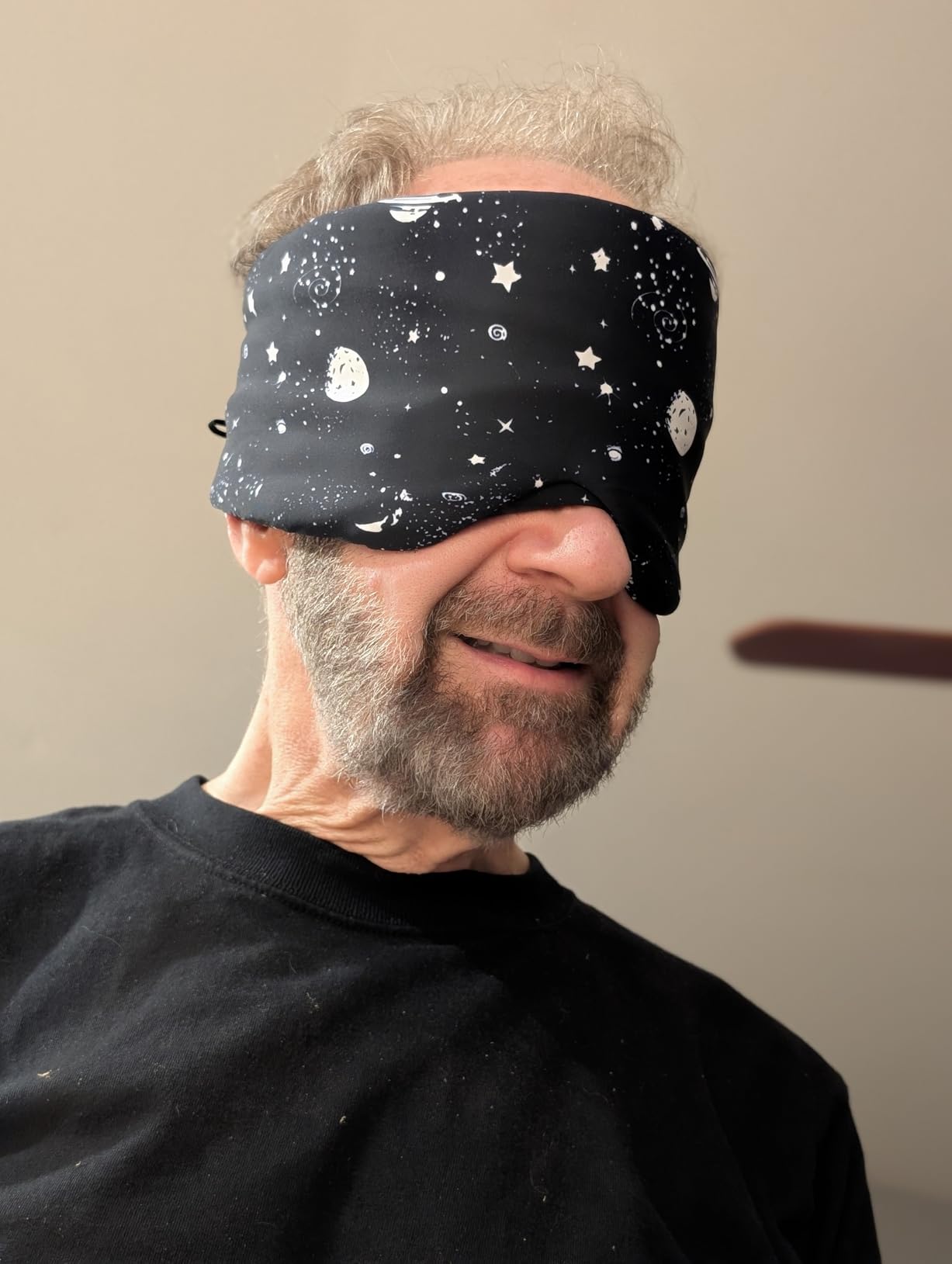 LC-dolida Pro Bluetooth Sleep Mask with White Noise & 3 Lights, Sleep Headphones with Upgrade Chip & Pure Sound, 3D Zero-Pressure Design for Side Sleepers, Total Blackout Soft Sleep Eye Mask, Black customer photo 1