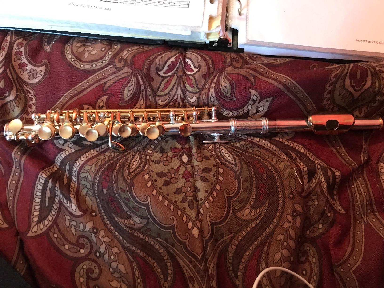 Sky(Paititi) Band Approved Ocean Blue Laquer with Gold Keys Piccolo Key of C with Hard Case, Cloth, Cleaning Rod, Joint Grease, and Screw Driver customer photo 2