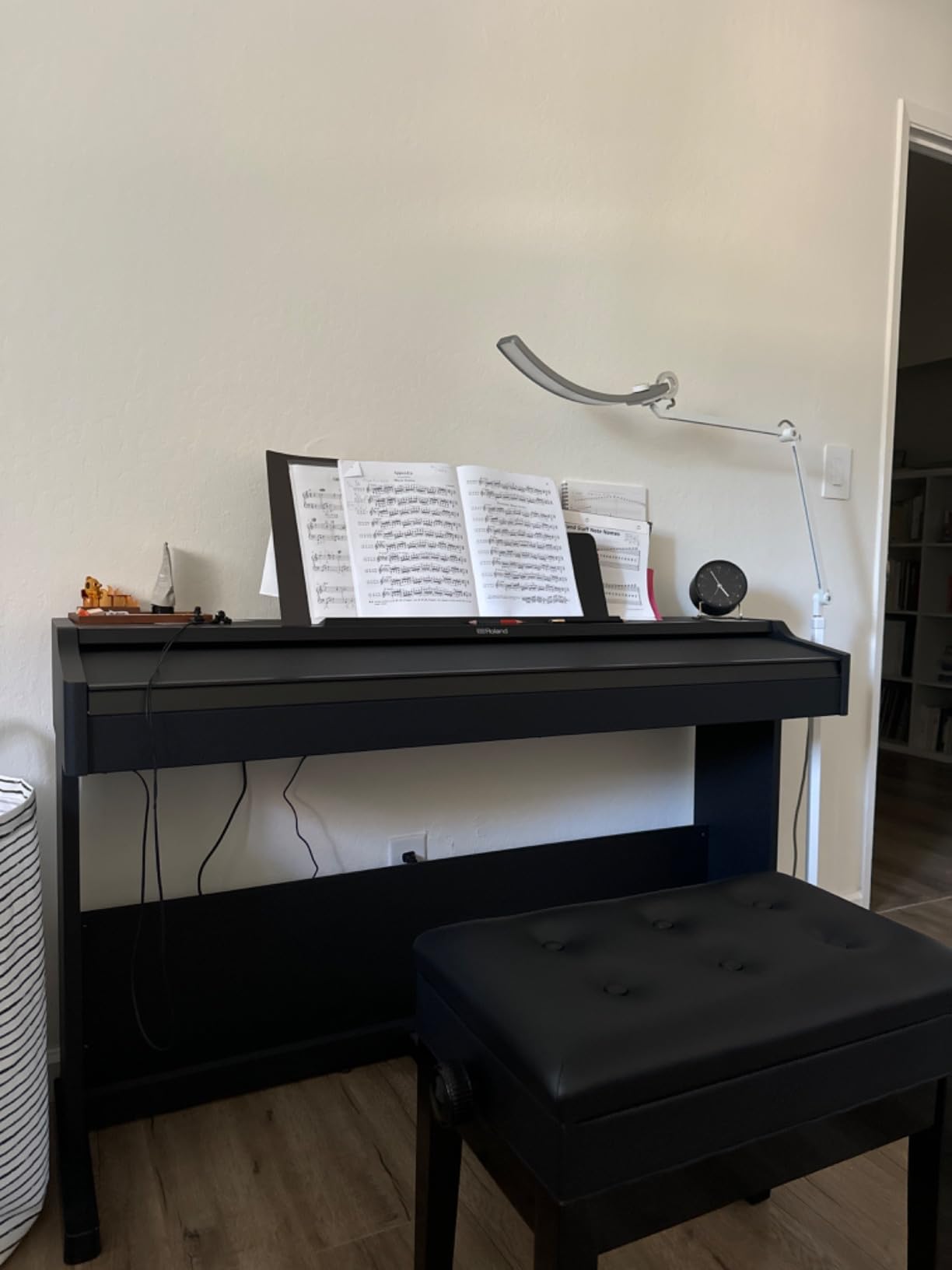 Roland RP107 Digital Piano | Compact and Affordable Home Piano with Traditional Upright Styling | Perfect for Beginners | Class-Leading Sound and Playability | Onboard Bluetooth customer photo 1