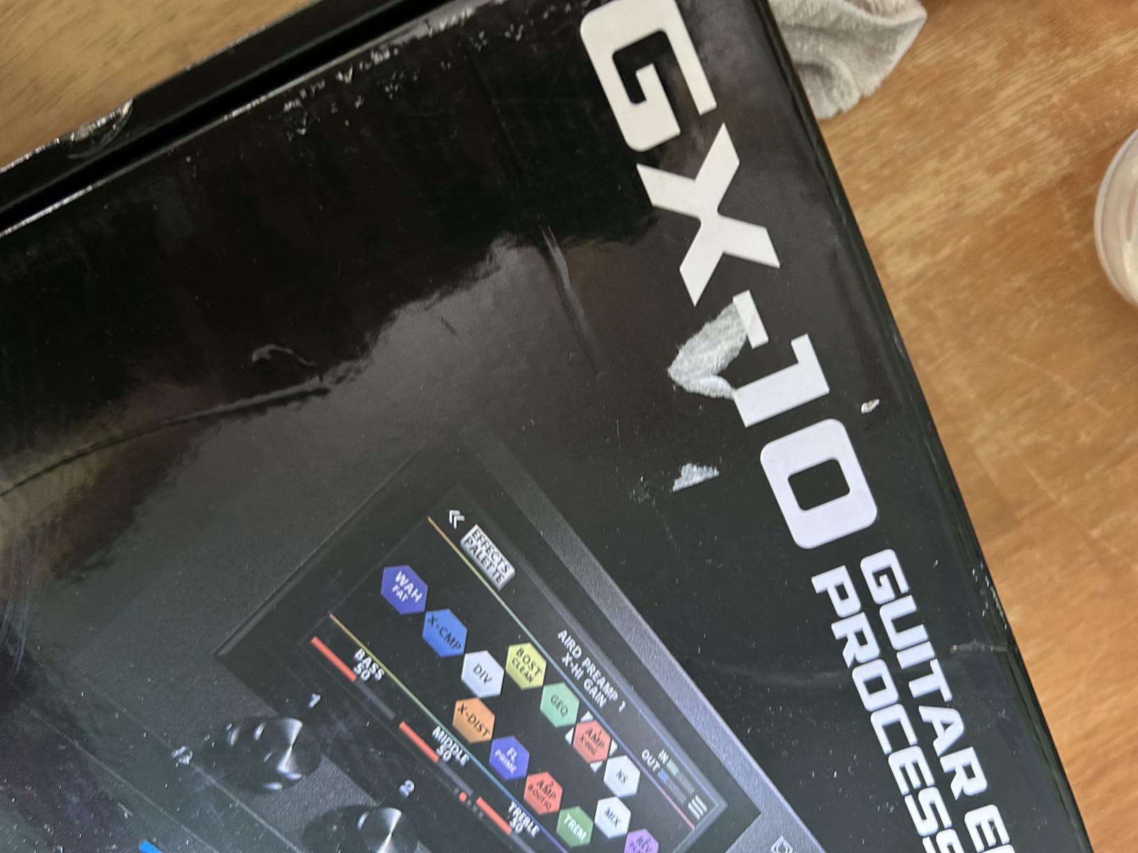 BOSS GX-10 Compact Guitar & Bass Effects Processor with GX-100 Sound Engine, Colour Touch Display, 32 Amp Types & 170 BOSS Effects, AIRD Technology customer photo 2