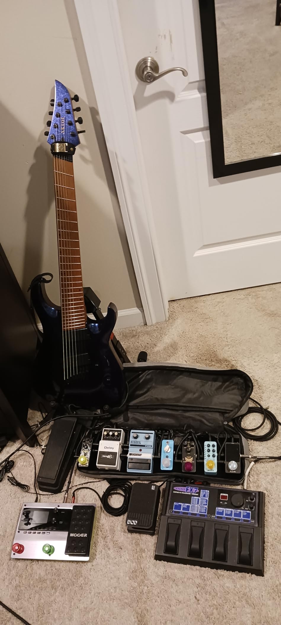 AKLOT Multi-Scale 7-String Electric Guitar with Roasted Maple Neck, Okoume Body, HH Pickup, Gig Bag (XRN-7 TB) customer photo 1